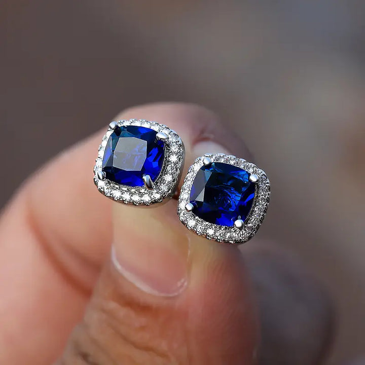 Saphir Square Stud Earrings | White Gold