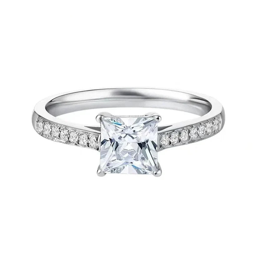 Leontina Gualtieri Ring | White Gold